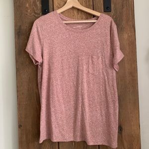 Universal Thread Tee shirt